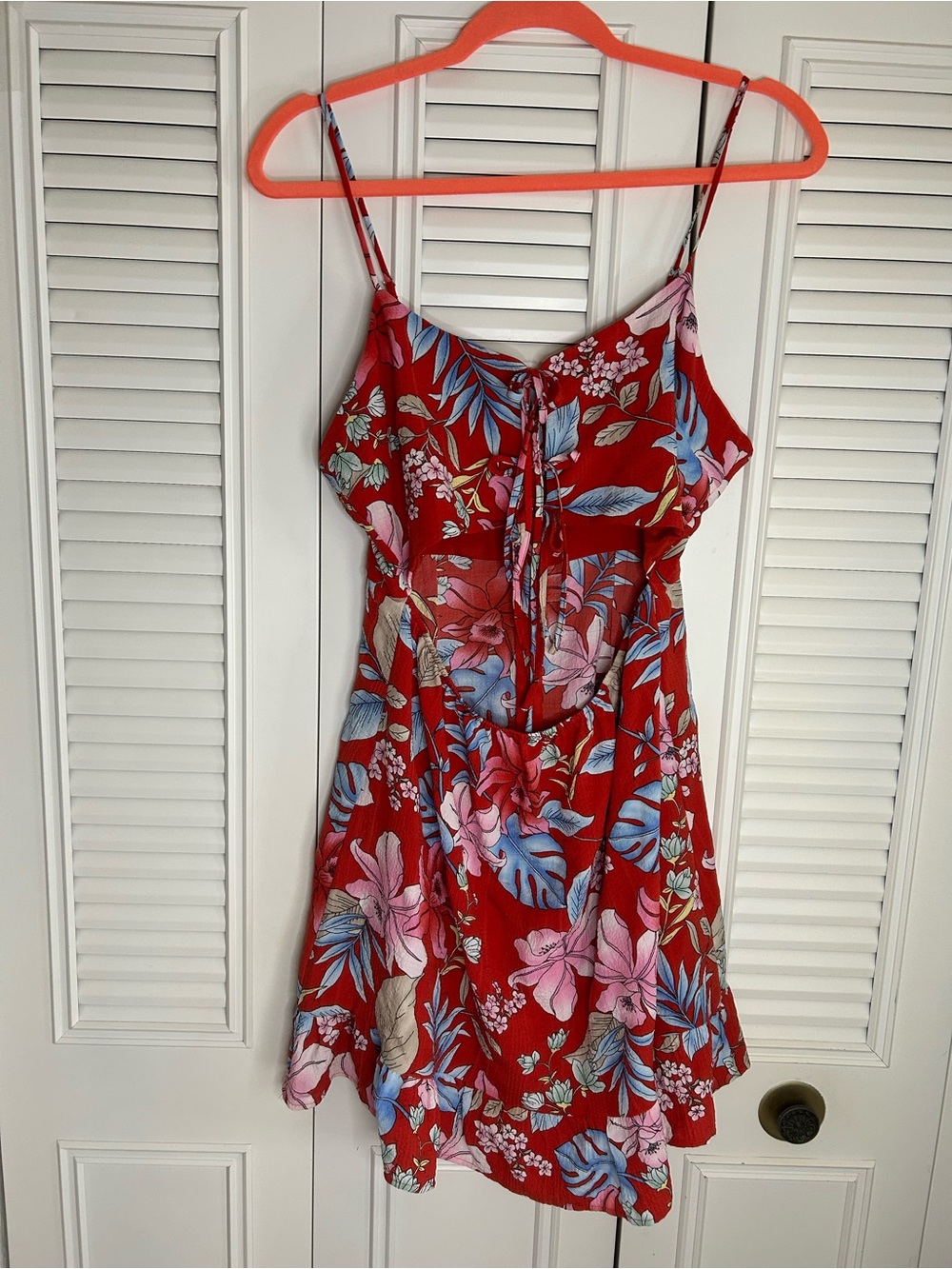 Forever 21 Red Floral Ruffle-Hem Mini Dress - Picture 2 of 3